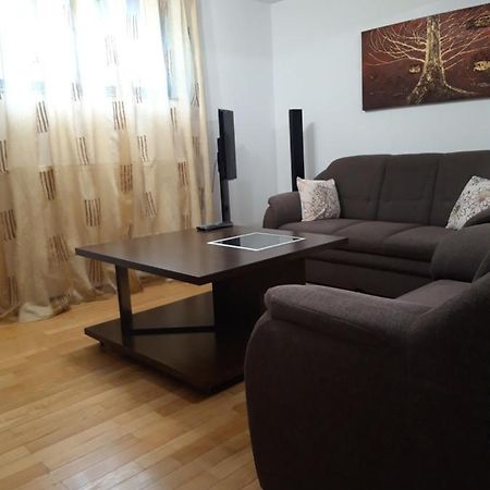 Papas Apartments Bucurestii Noi Eksteriør billede
